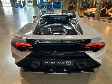 LAMBORGHINI Huracán Tecnica   Style Package   Alcantara