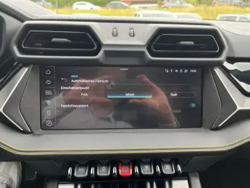 LAMBORGHINI Urus 4.0 V8 PHEV SE B&O PANO ANIMA MASSAGE 23
