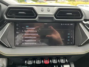 LAMBORGHINI Urus 4.0 V8 PHEV SE B&O PANO ANIMA MASSAGE 23