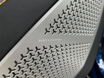 LAMBORGHINI Urus 4.0 V8 PHEV SE B&O PANO ANIMA MASSAGE 23