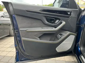 LAMBORGHINI Urus 4.0 V8 PHEV SE B&O PANO ANIMA MASSAGE 23
