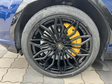LAMBORGHINI Urus 4.0 V8 PHEV SE B&O PANO ANIMA MASSAGE 23