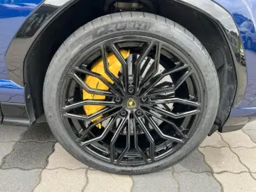 LAMBORGHINI Urus 4.0 V8 PHEV SE B&O PANO ANIMA MASSAGE 23