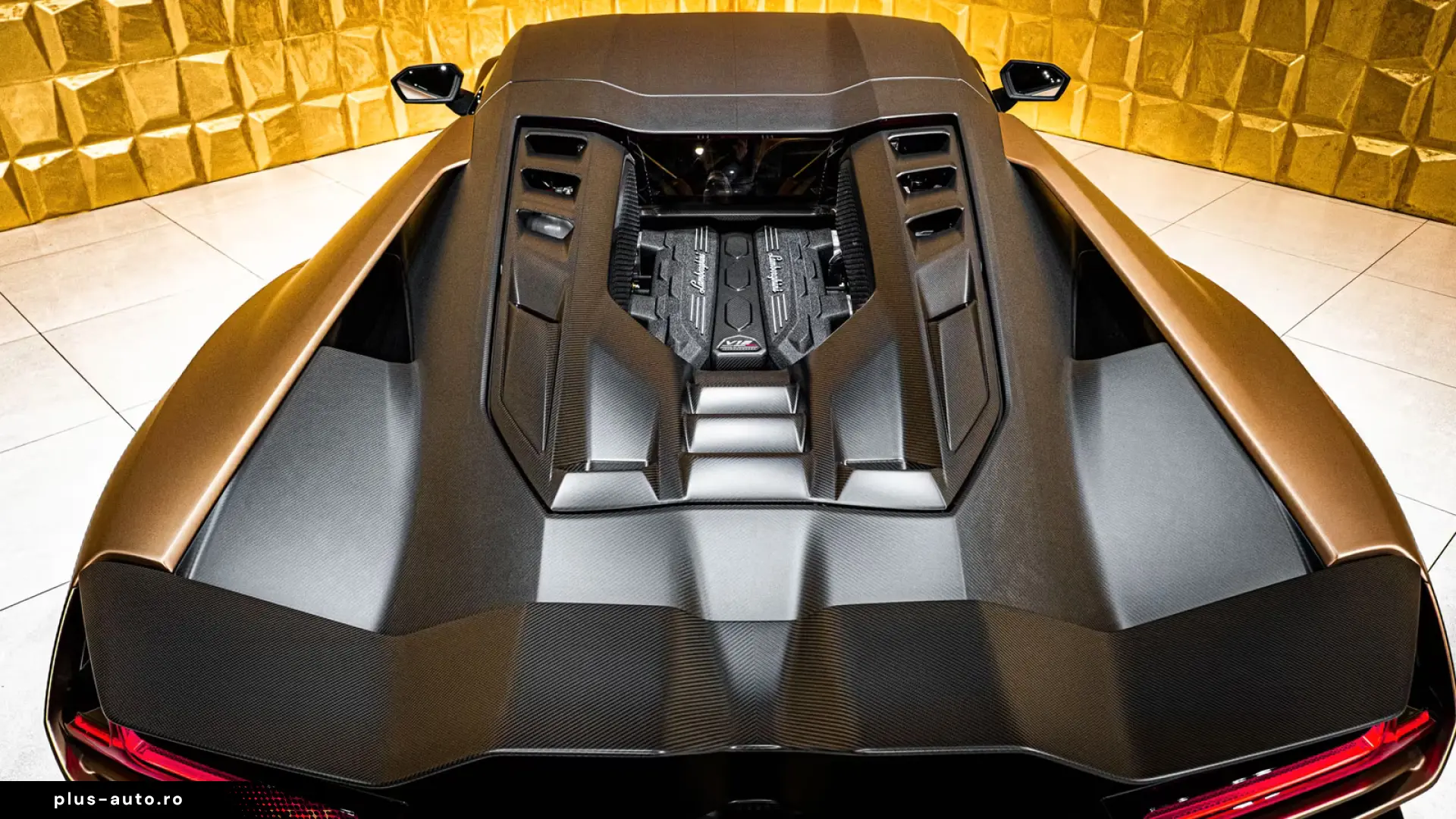 Lamborghini Revuelto   CARBON   PASSANGER DISPLAY