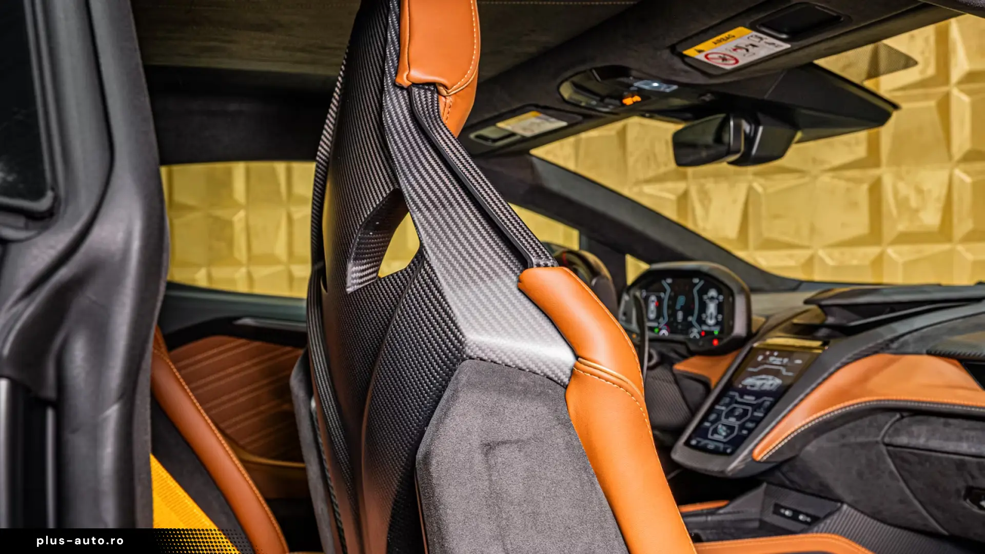 Lamborghini Revuelto   CARBON   PASSANGER DISPLAY