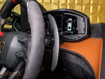 Lamborghini Revuelto   CARBON   PASSANGER DISPLAY