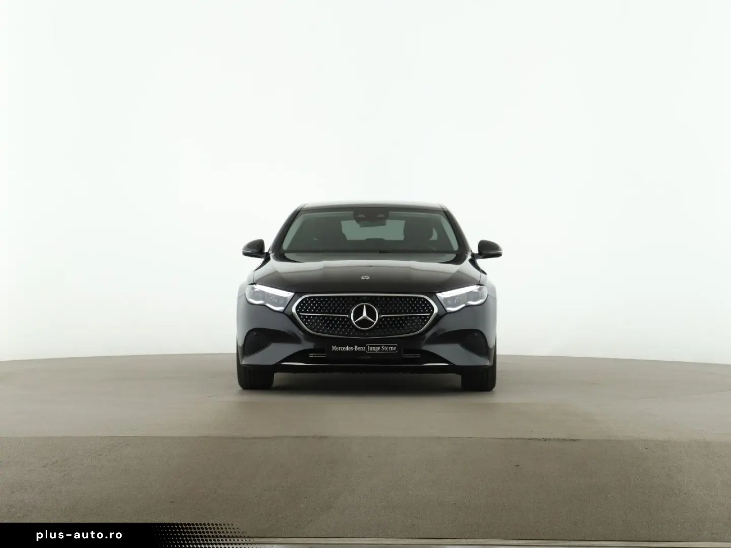 MERCEDES-BENZ E 220 d Avantgarde HUD Burmester 4D Memory 360
