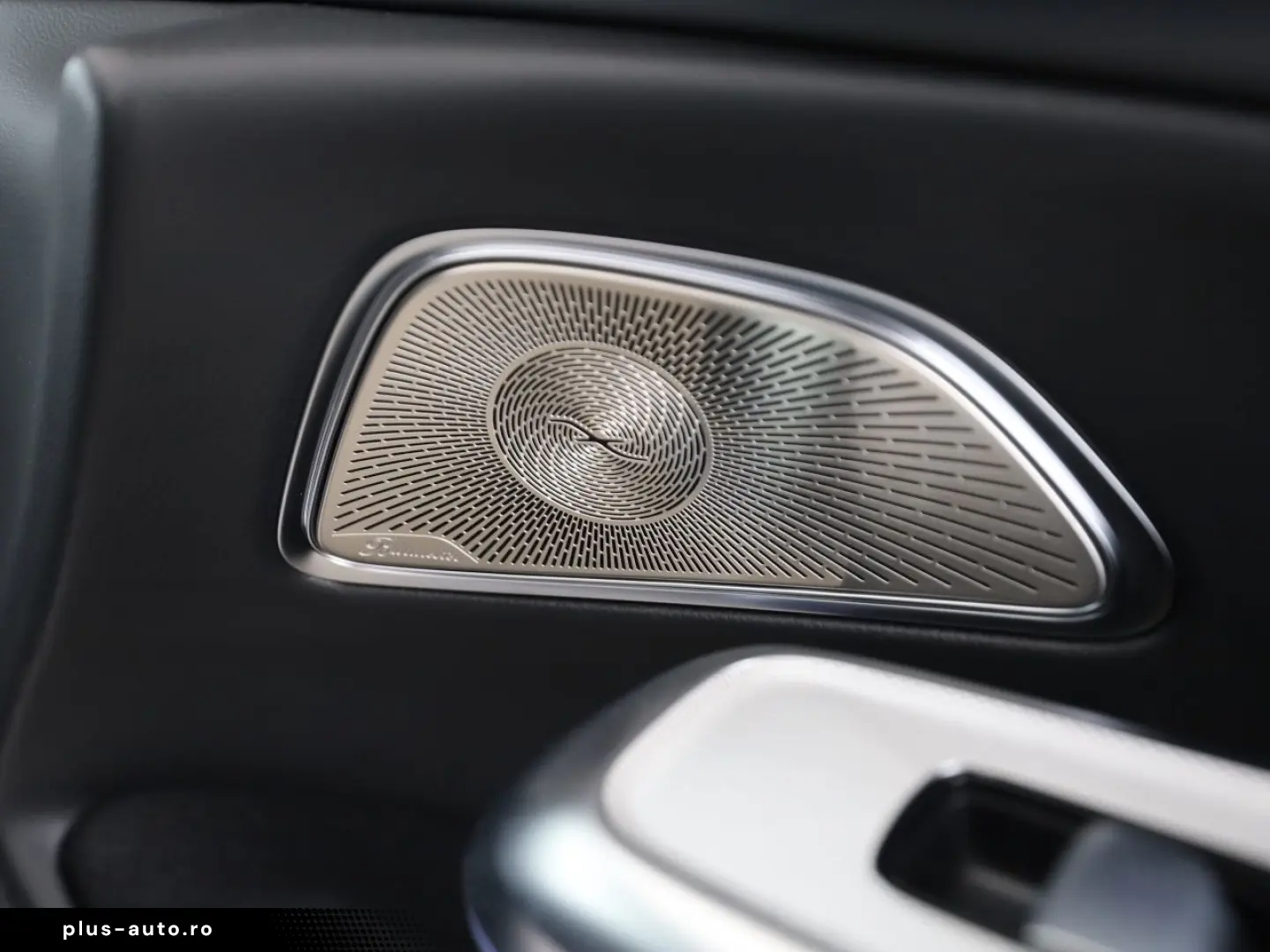 MERCEDES-BENZ E 220 d Avantgarde HUD Burmester 4D Memory 360