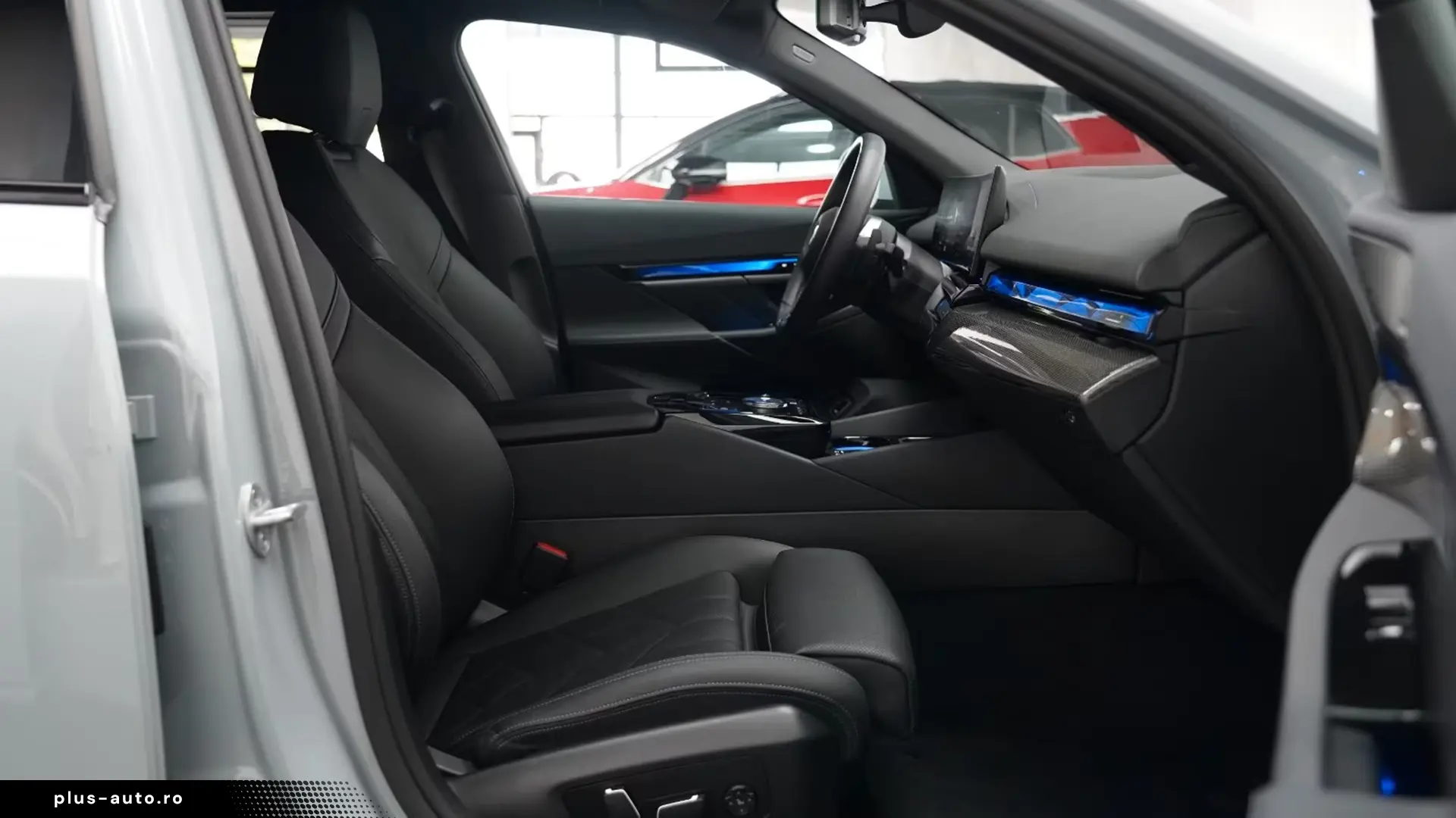 BMW 520d xDrive M Sport ICONIC CARBON   Finanțare Leasing