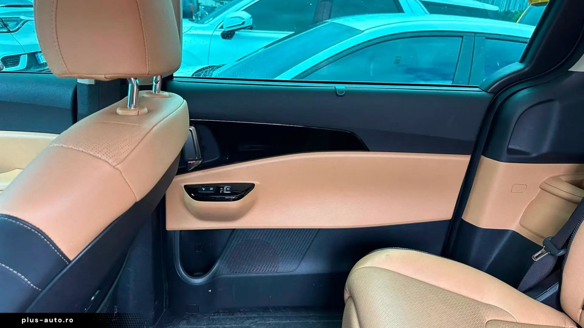 Kia Carnival Noblesse LED 7 Locuri Garantie 36 luni