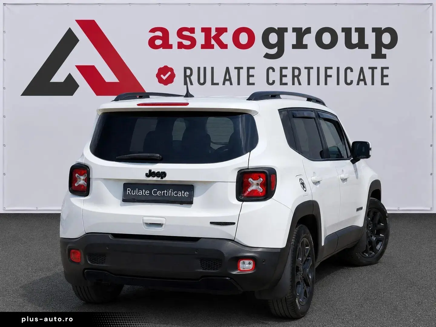 Jeep Renegade 1.6 M-Jet 4x2 Night Eagle