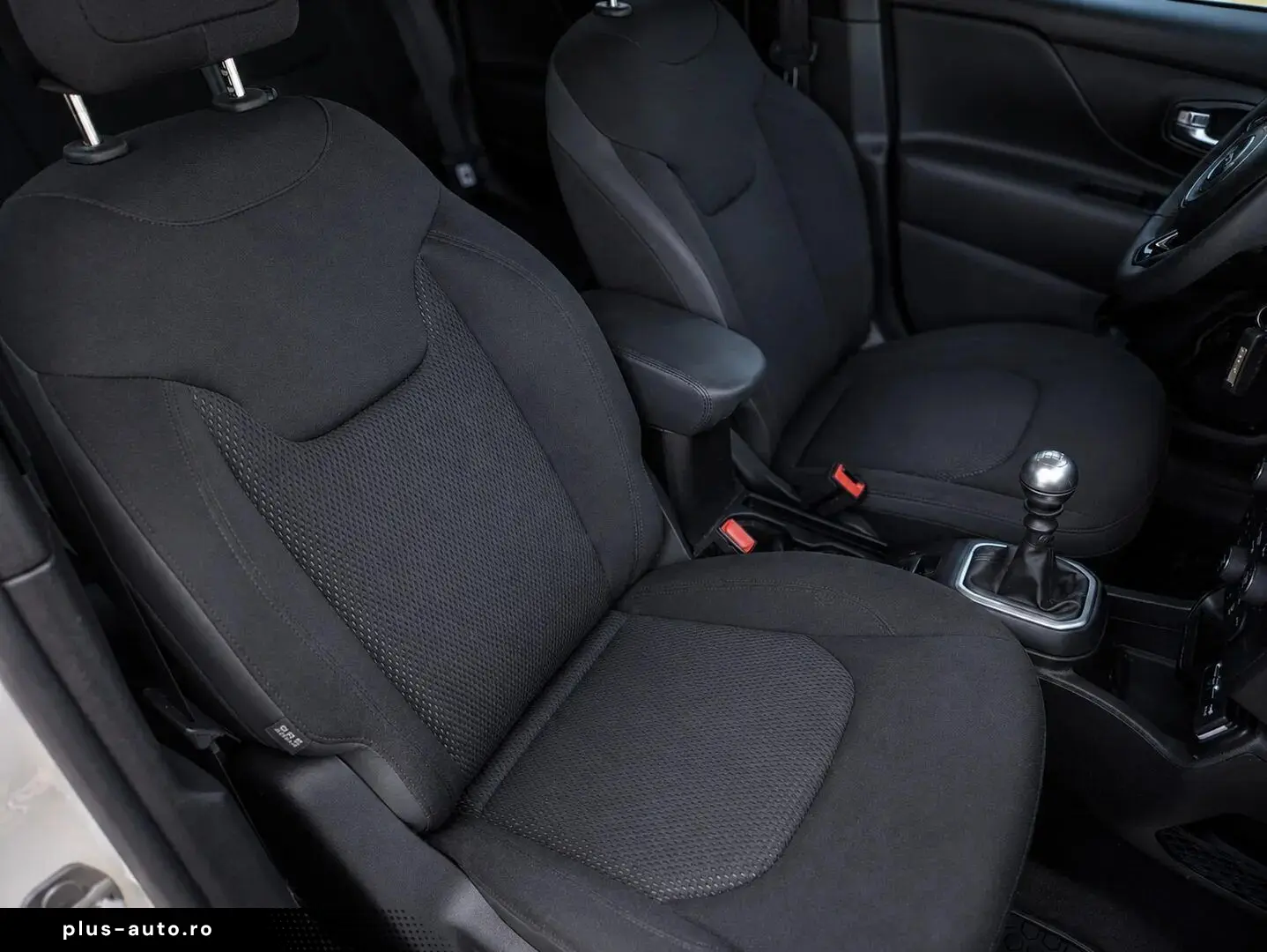 Jeep Renegade 1.6 M-Jet 4x2 Night Eagle