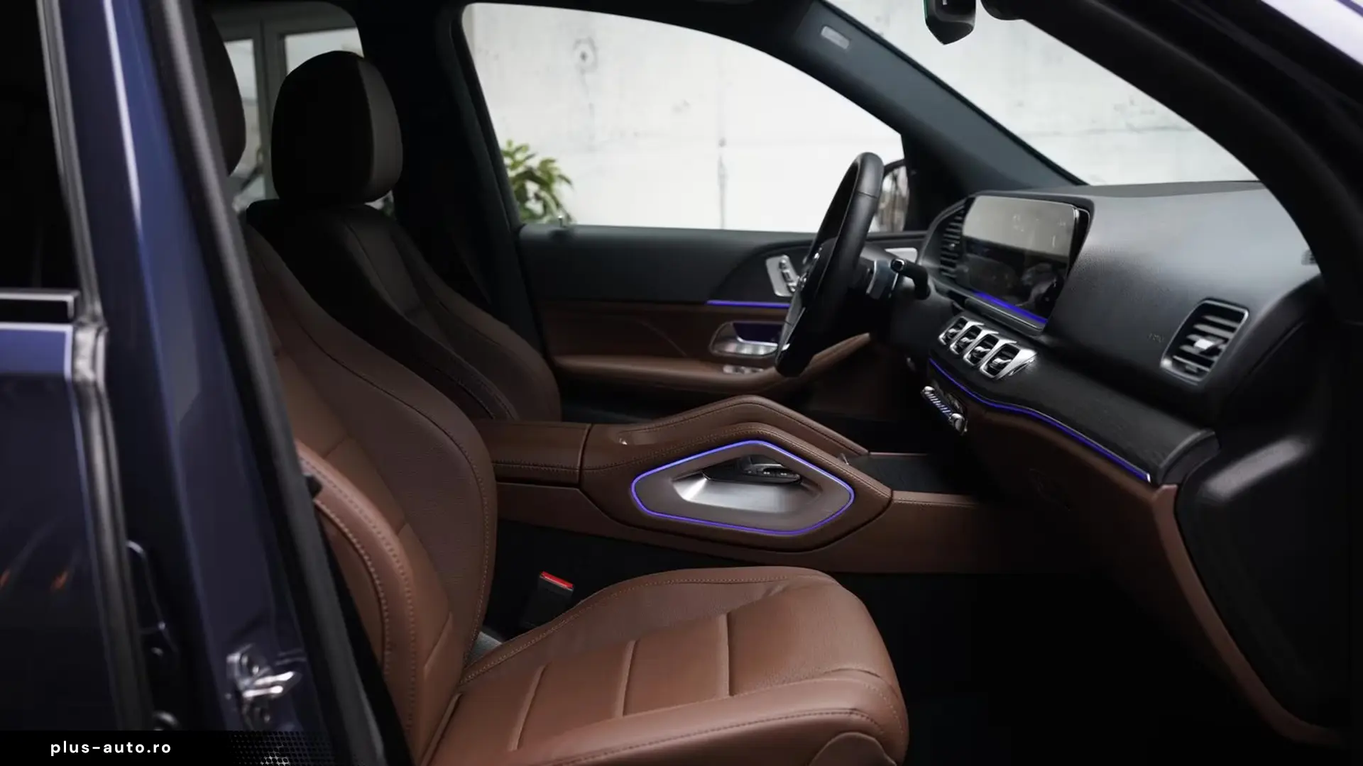 Mercedes-Benz GLE 300d 4Matic AMG   Finanțare Leasing