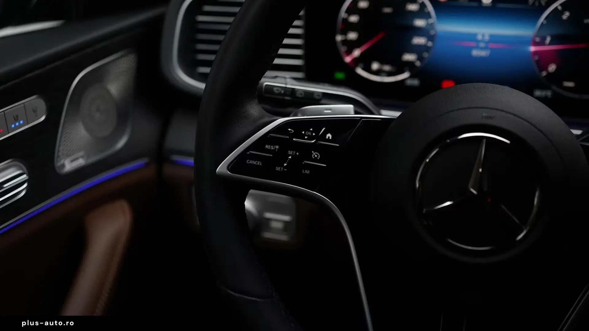 Mercedes-Benz GLE 300d 4Matic AMG   Finanțare Leasing