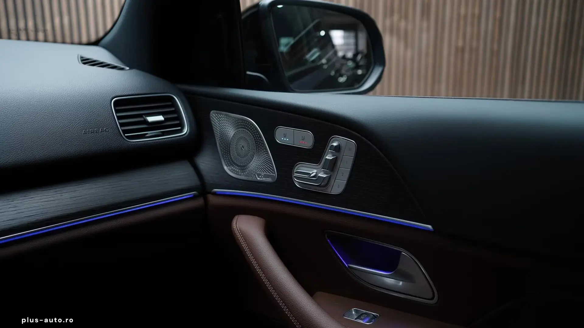 Mercedes-Benz GLE 300d 4Matic AMG   Finanțare Leasing