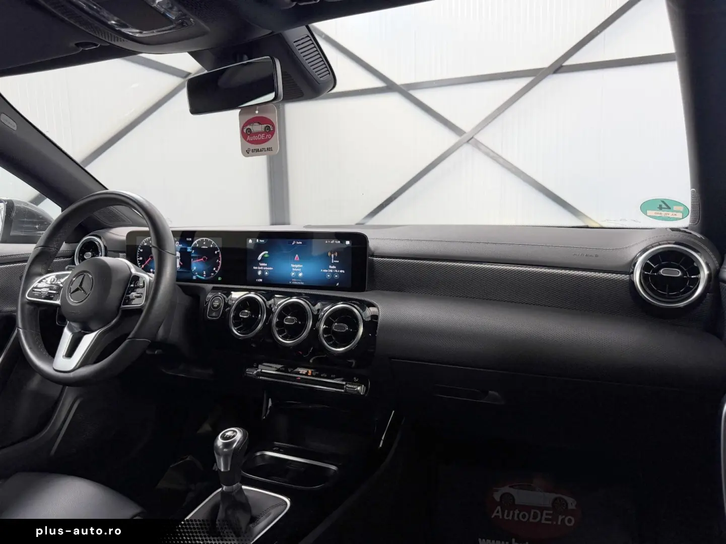 Mercedes-Benz Cla-180