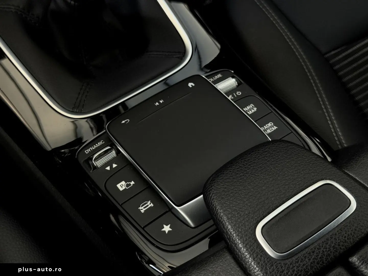 Mercedes-Benz Cla-180