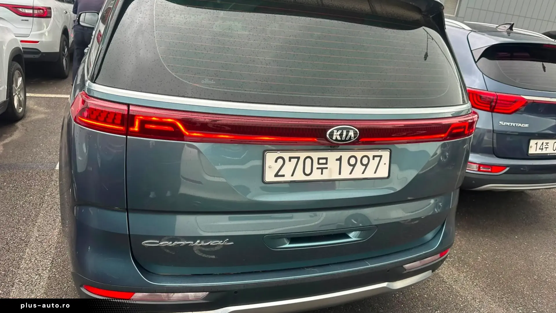 Kia Carnival Signature LED 9 locuri Garantie 36 luni