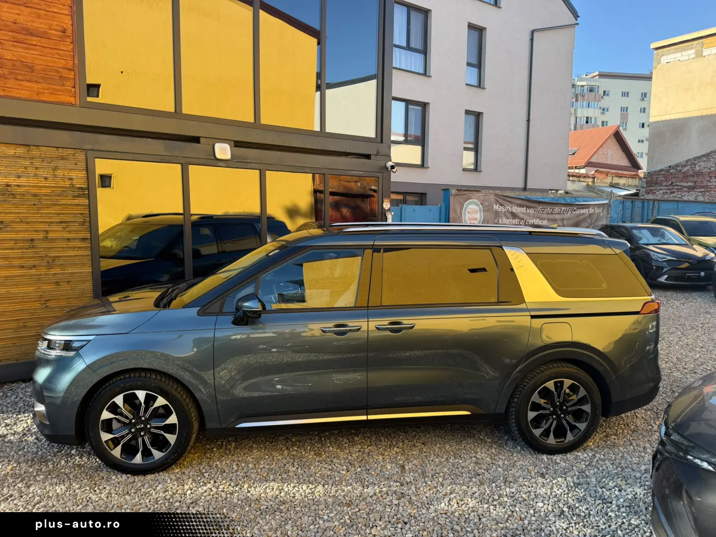 Kia Carnival Signature LED 9 locuri Garantie 36 luni