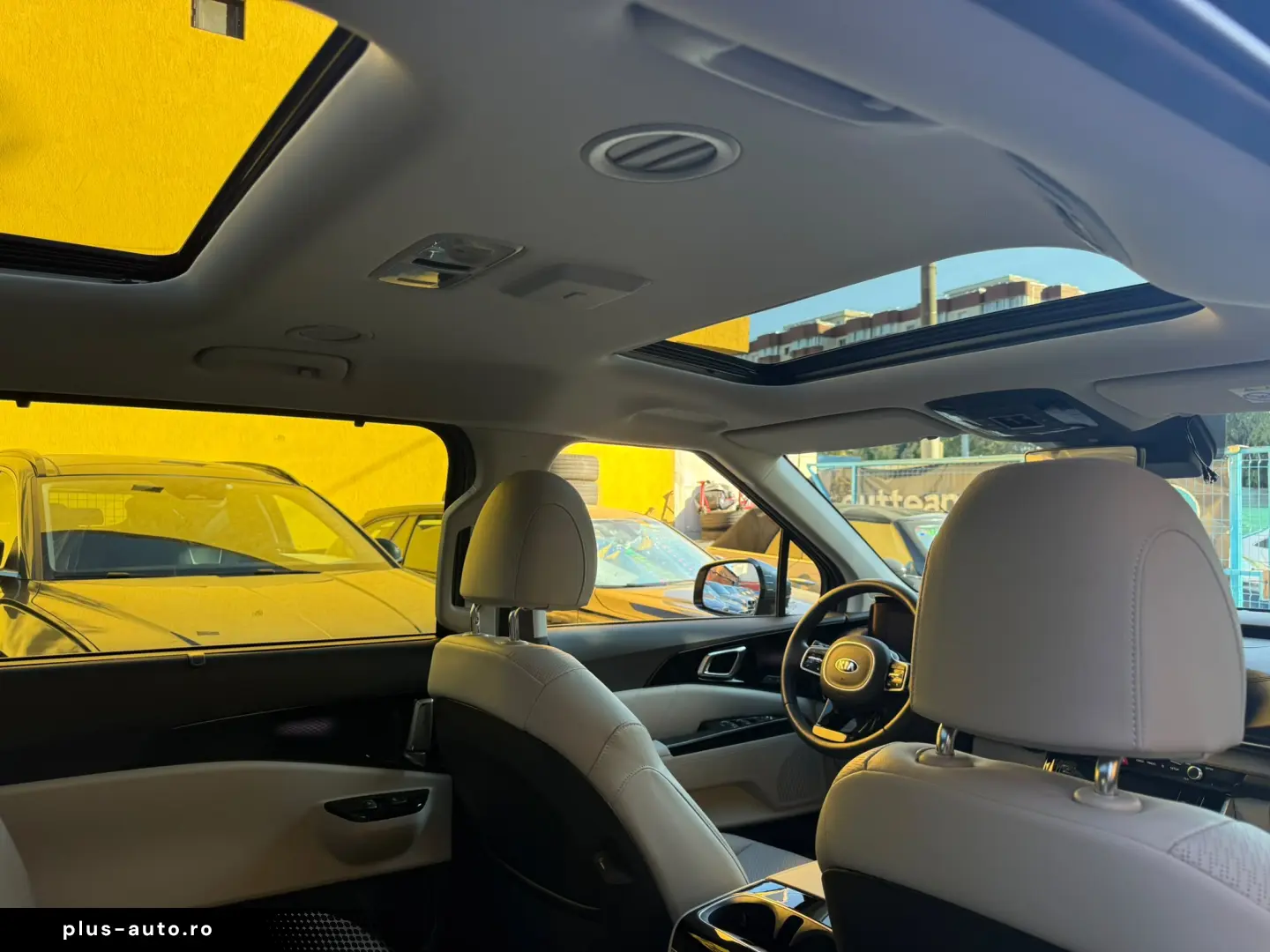 Kia Carnival Signature LED 9 locuri Garantie 36 luni