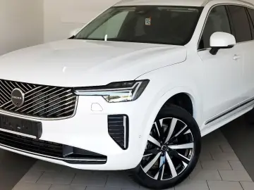 Volvo XC90 B5 AWD Facelift - 7 Locuri   Finanțare Leasing