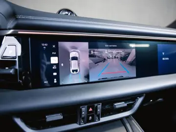 PORSCHE Macan Turbo