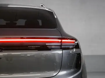 PORSCHE Macan Turbo
