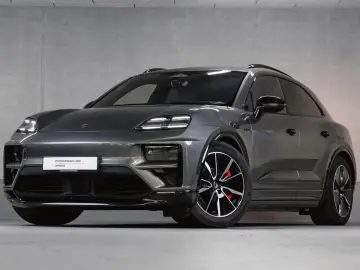 PORSCHE Macan Turbo