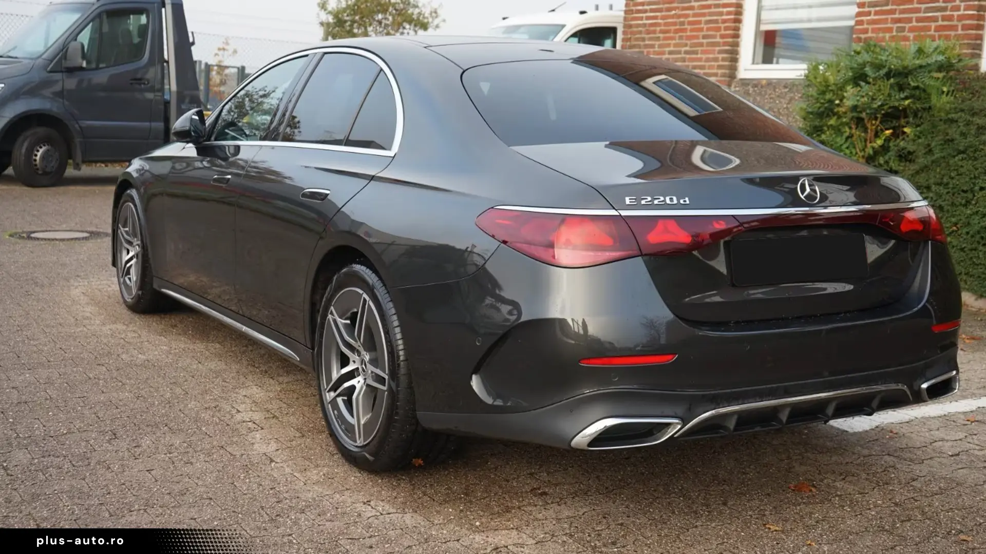 Mercedes-Benz E 220d AMG Line Advanced   Finanțare Leasing
