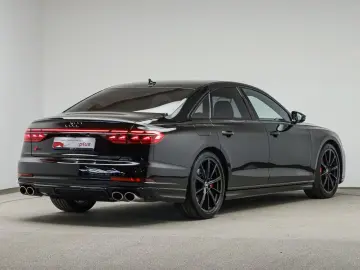 Audi S8 HUD  Pano  Assist  Digi-Matrix