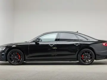 Audi S8 HUD  Pano  Assist  Digi-Matrix
