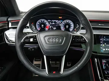 Audi S8 HUD  Pano  Assist  Digi-Matrix