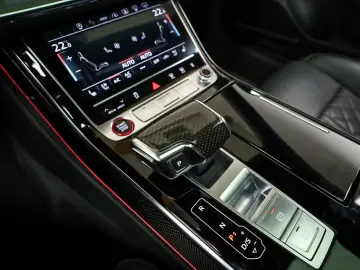 Audi S8 HUD  Pano  Assist  Digi-Matrix