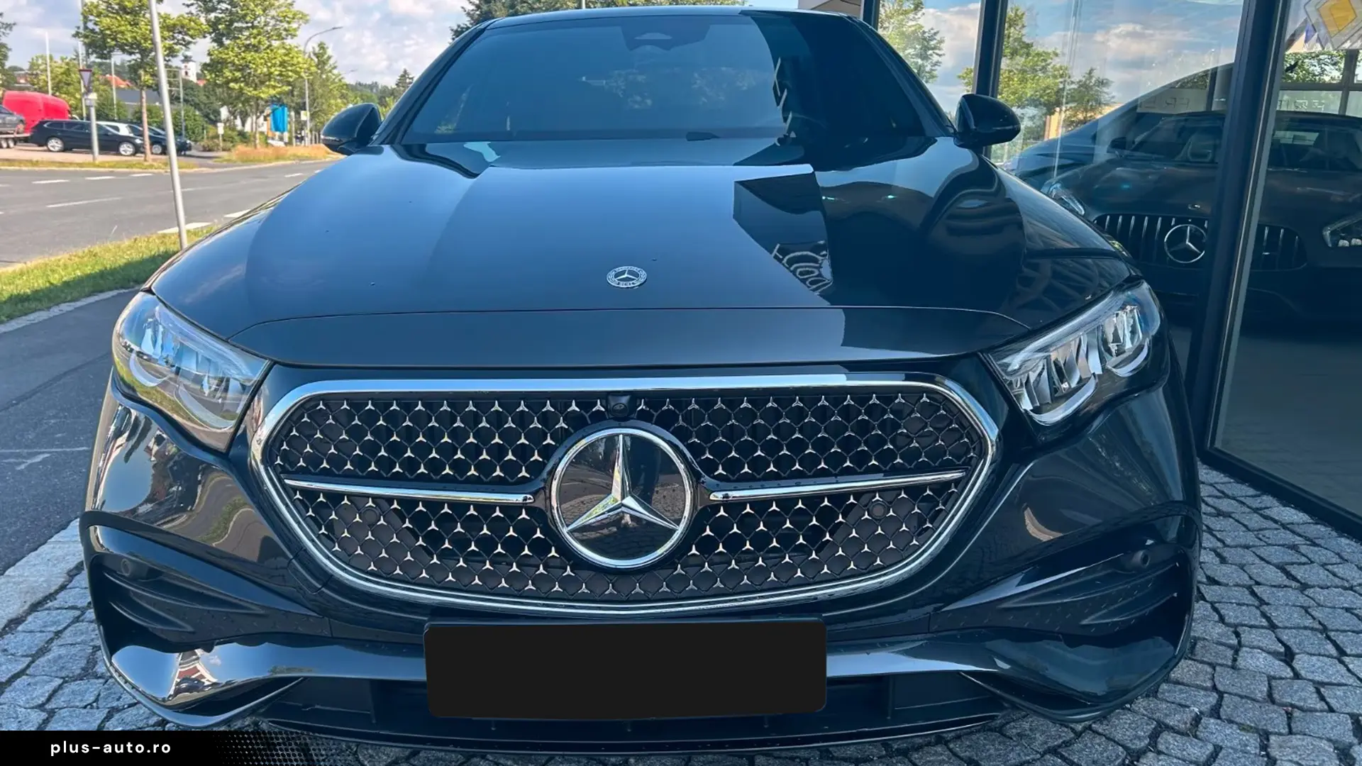 Mercedes-Benz E 220d AMG Line   Finanțare Leasing