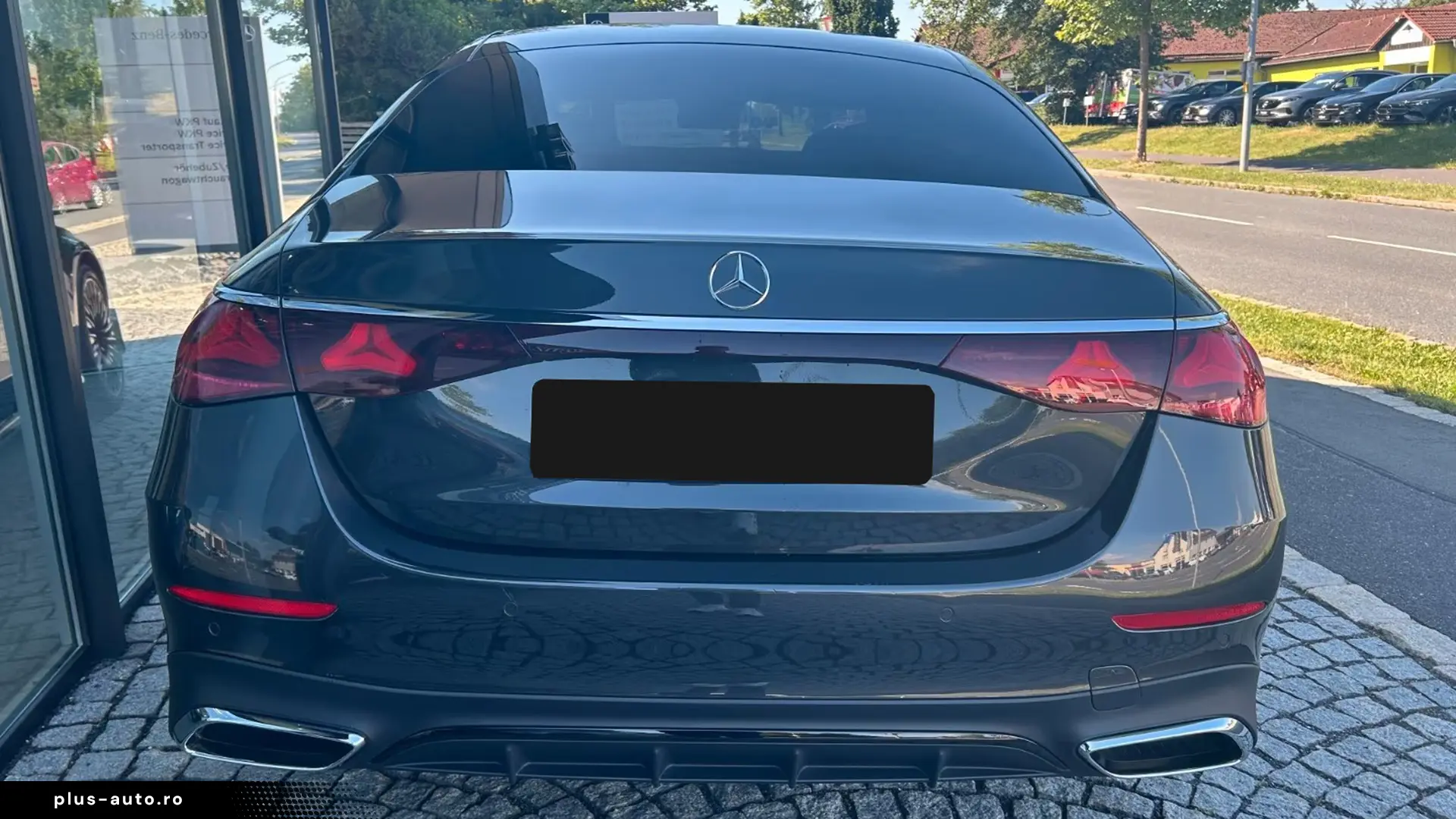 Mercedes-Benz E 220d AMG Line   Finanțare Leasing