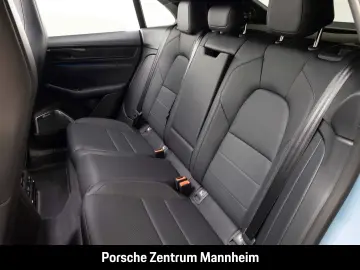 PORSCHE Macan Turbo
