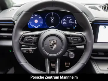 PORSCHE Macan Turbo