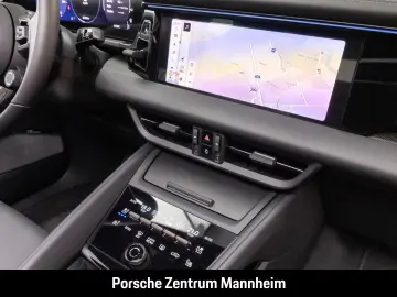 PORSCHE Macan Turbo