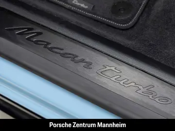 PORSCHE Macan Turbo