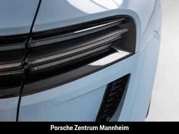 PORSCHE Macan Turbo