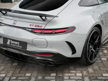 MERCEDES-BENZ AMG GT 63 S E PERFORMANCE   AMG Aerody…