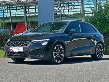AUDI S3 Sportback TFSI q BLACK B&O MATRIX KAMERA ACC