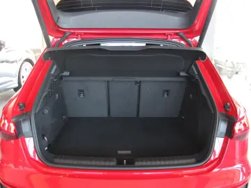 AUDI S3 Sportback 2.0 TFSI quattro NAVI LED VIRT 1.HA