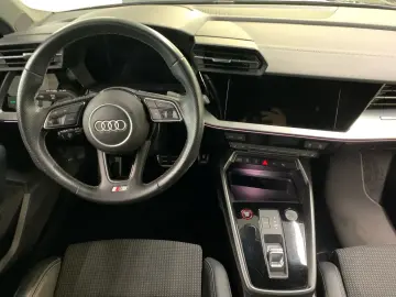 AUDI S3 Sportback TFSI quattro S tronic PANO NAVI BLA
