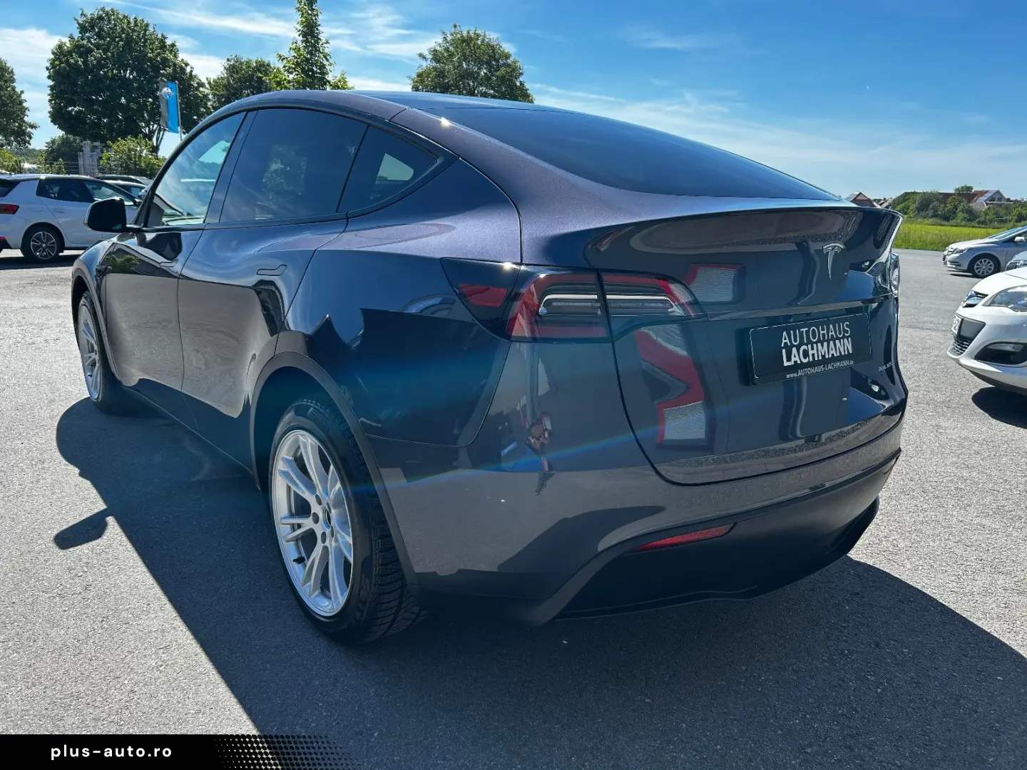 TESLA Model Y Long Range Dual AWD