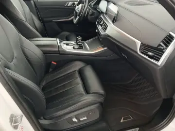 BMW X5 xDrive30d M Sport Standheizung AHK Kamera