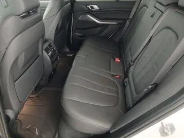 BMW X5 xDrive30d M Sport Standheizung AHK Kamera