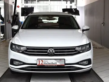 VW Passat Variant 2.0TDI DSG