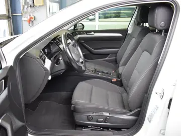 VW Passat Variant 2.0TDI DSG