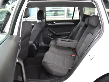 VW Passat Variant 2.0TDI DSG